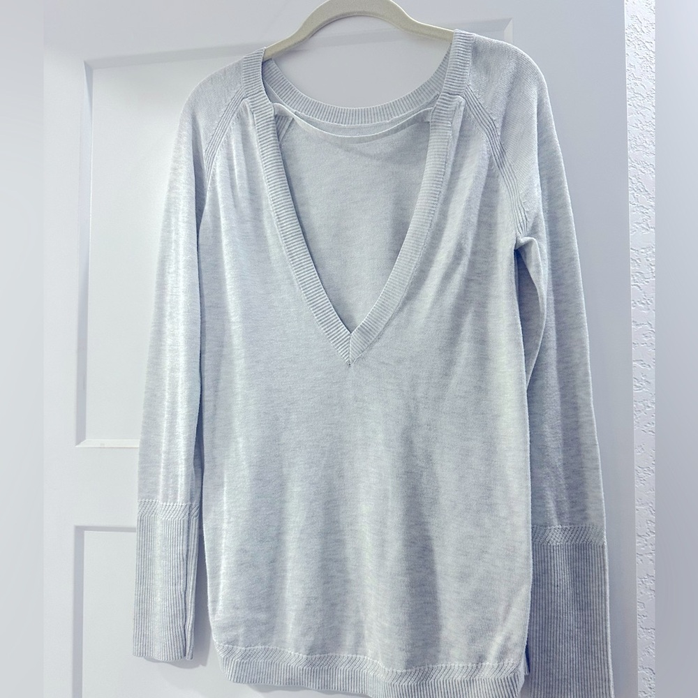 Lululemon grey sweater